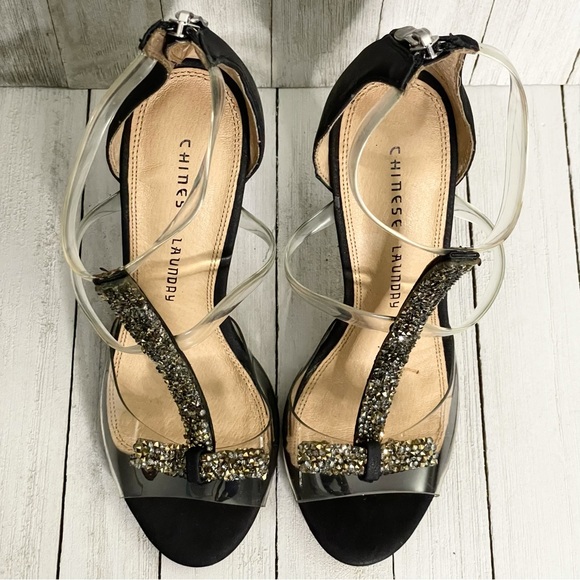 CHINESE LAUNDRY Jive Talk Studded Crystal T-Strap Sandals - Picture 5 of 7